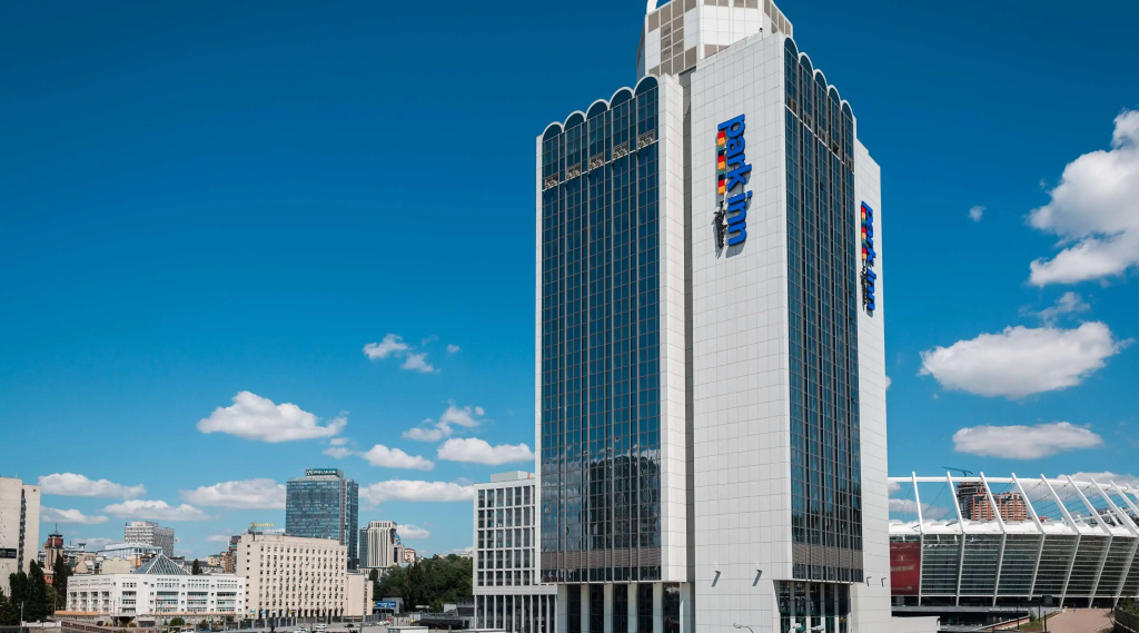 Park Inn by Radisson Kyiv Troyitska