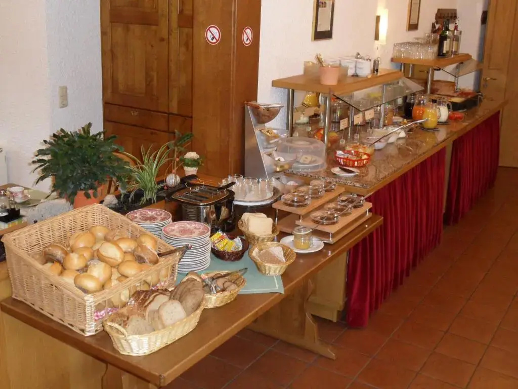 Gästehaus Weingut - Fröhliches Weinfass - Chambres