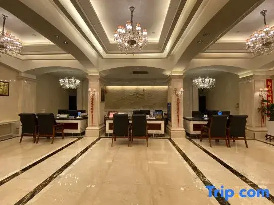 Lobby & Reception