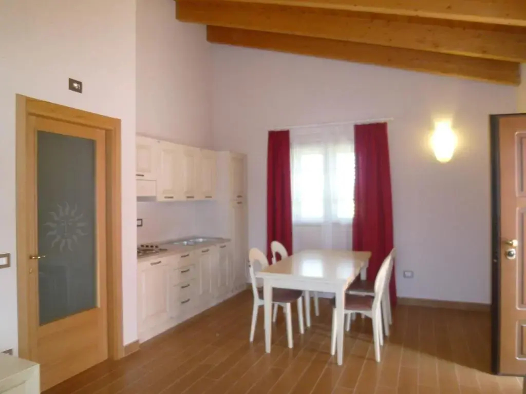 3 Bedrooms Cottage