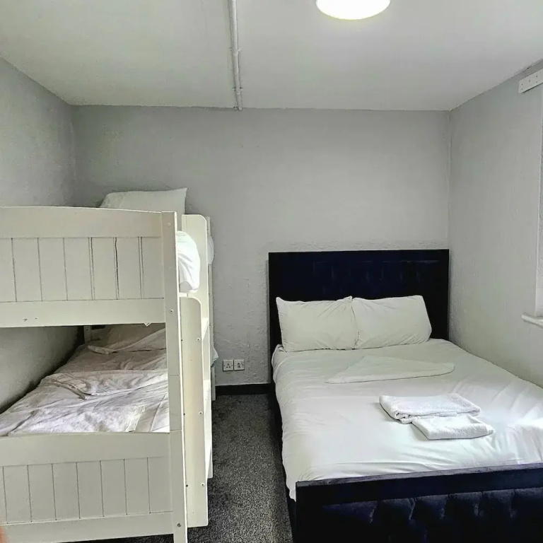 Standard Double room with courtyard view (bunk bed)