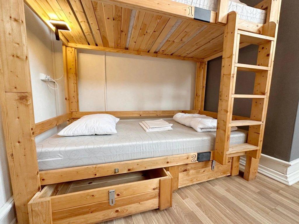 Imaginary Hostel — 4