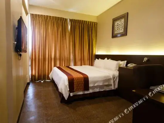 56 Hotel