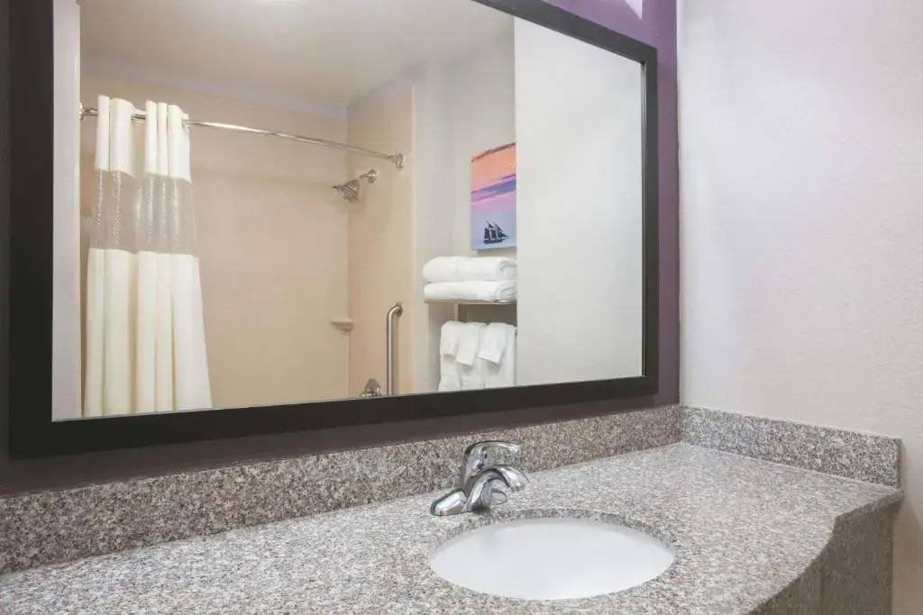La Quinta Inn & Suites by Wyndham Fort Walton Beach - Chambres