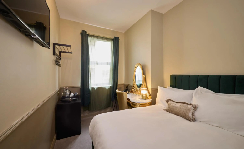 Hotel photo 16