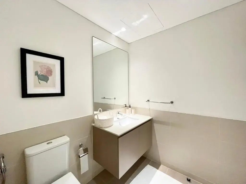 Wonderful 1bedroom with Balcony -Dubai Hills