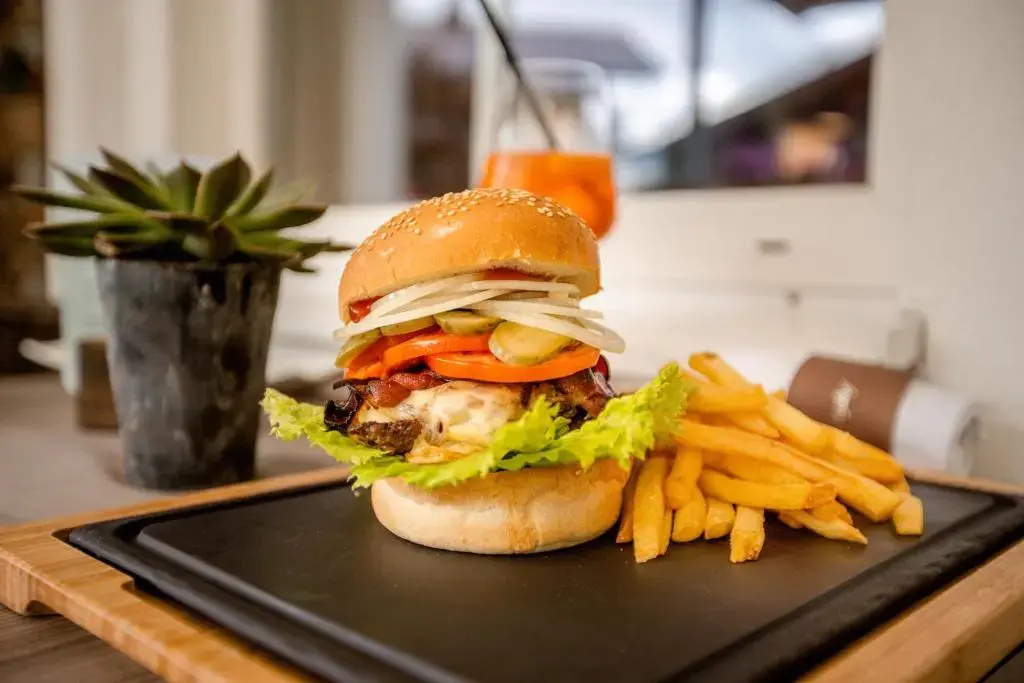 Food & Beverage