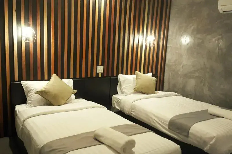 Standard Double room (full double bed)