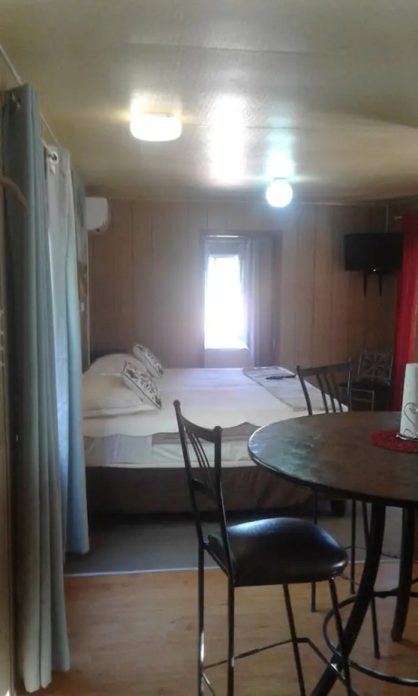 Stwalo's Place — 3