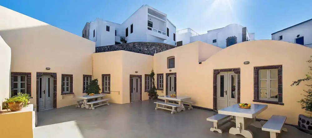 Filotimo Cave Houses