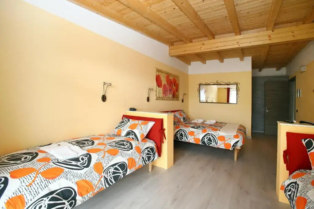 Standard Quadruple room with balcony