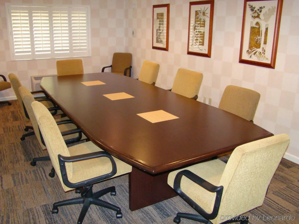 Holiday Inn Auburn by IHG - Général