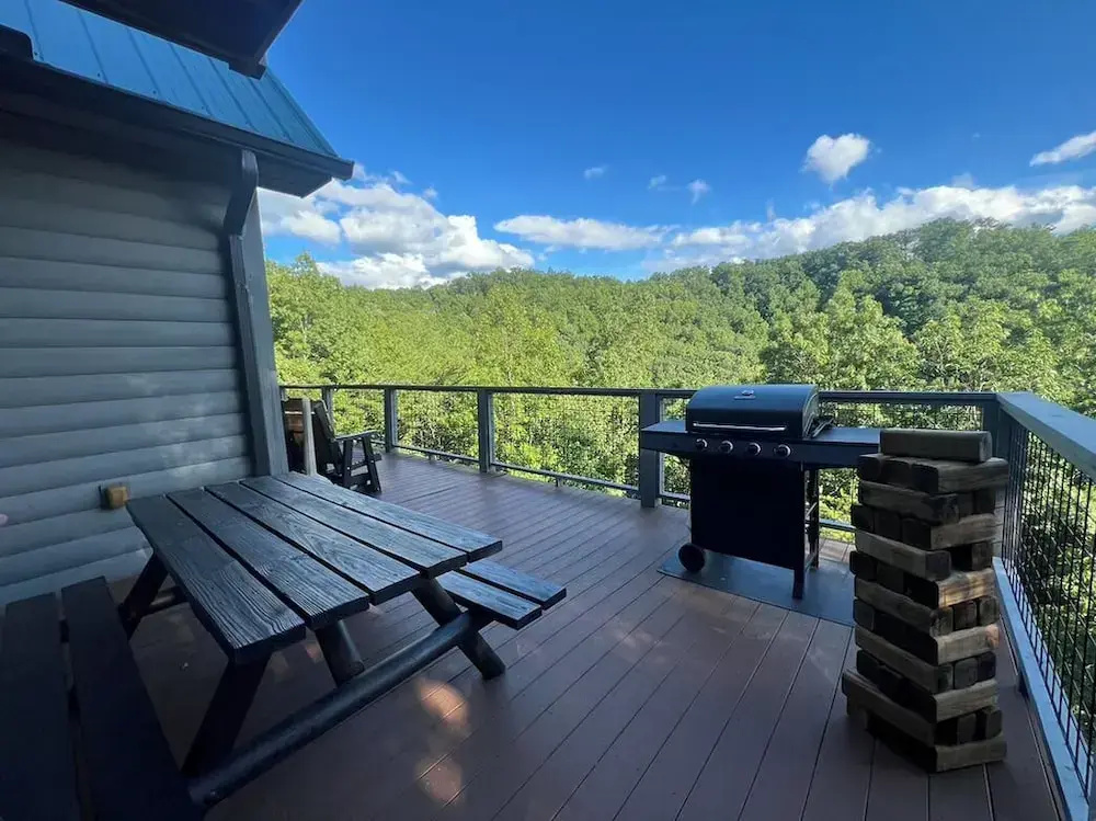 Cabin w/ Mountain Views, Hot Tub & Game Room!