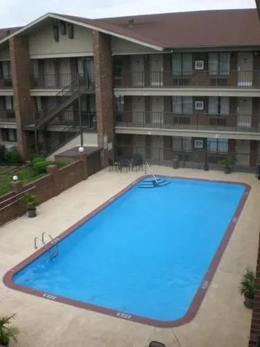 Baymont Inn & Suites Goodlettsville - фото 11