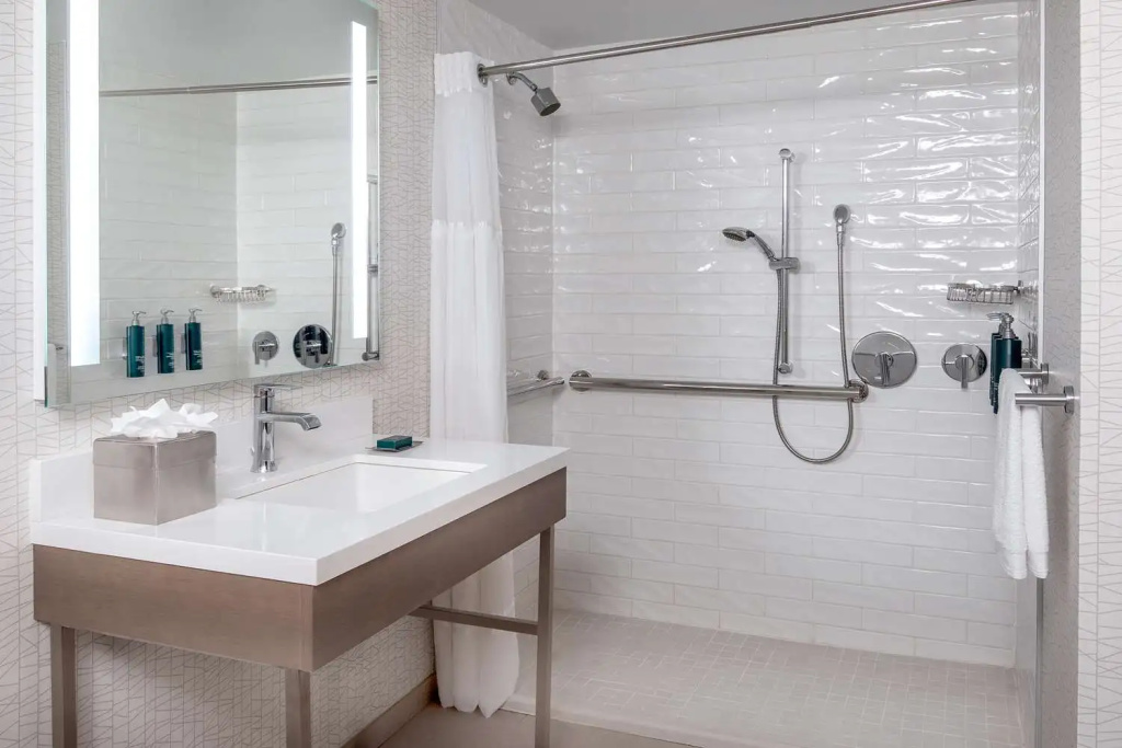 DoubleTree by Hilton Chicago - North Shore Conference Center - Général