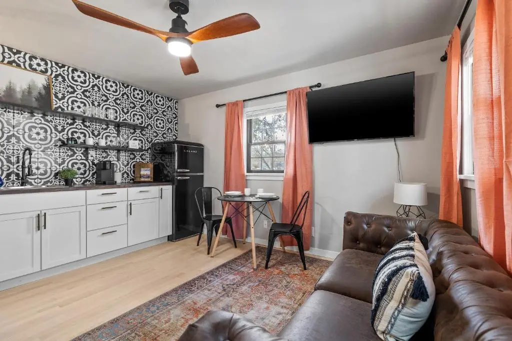 1 Bedroom Cottage