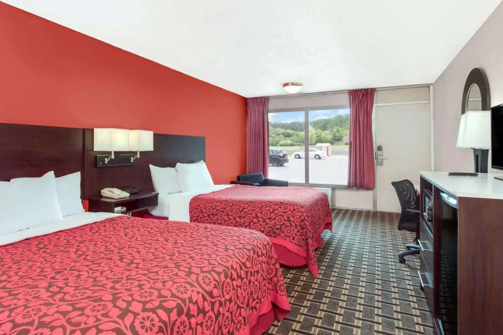 Days Inn by Wyndham Cullman