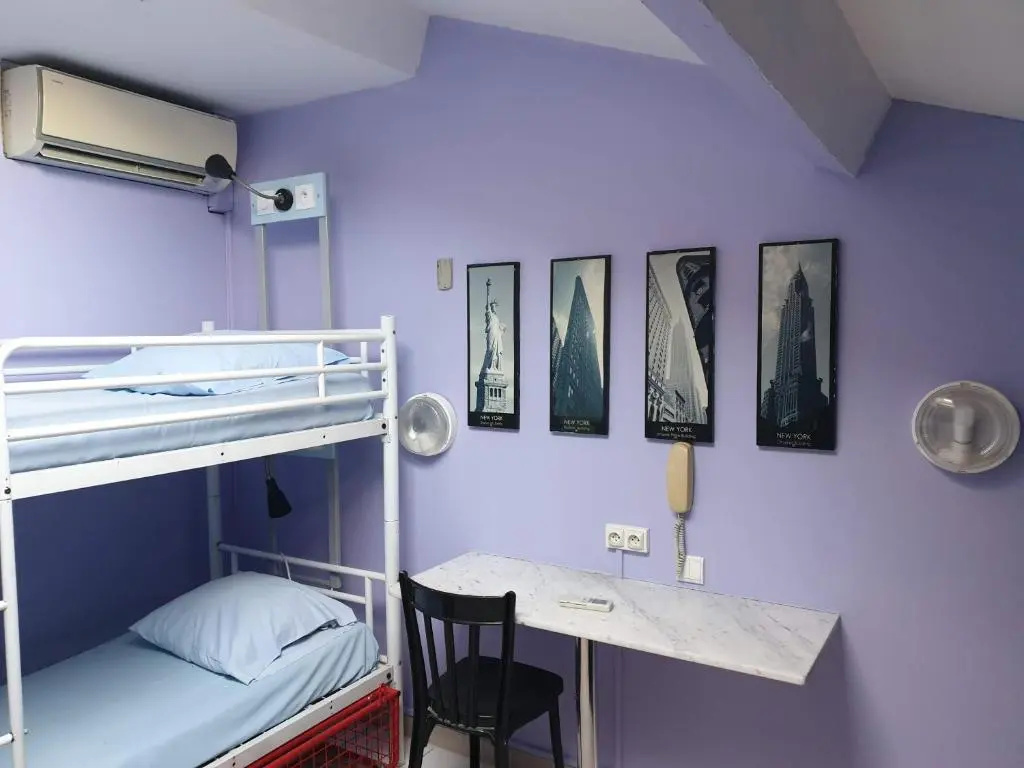 Bed in Dorm