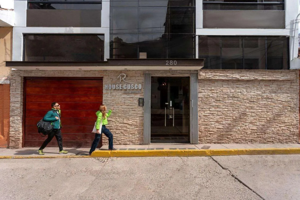 RHOUSE Cusco