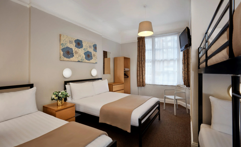 Lords Hotel - Photo 5