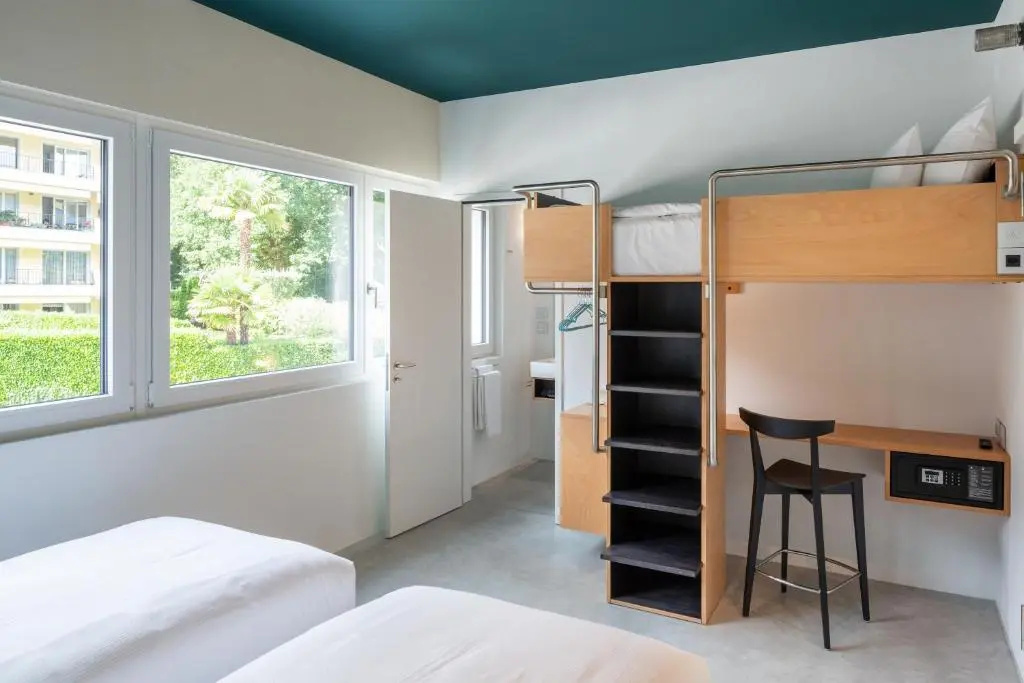 Standard Triple room with mountain view
