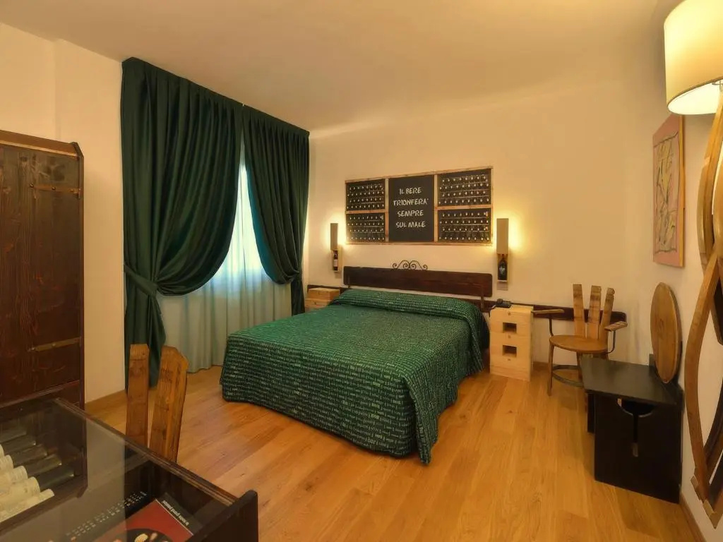 Standard Double room (full double bed)