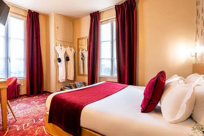 Hotel Romance Malesherbes by Patrick Hayat 73