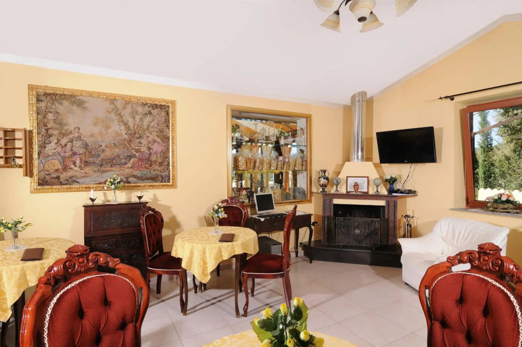 Hotel photo 16