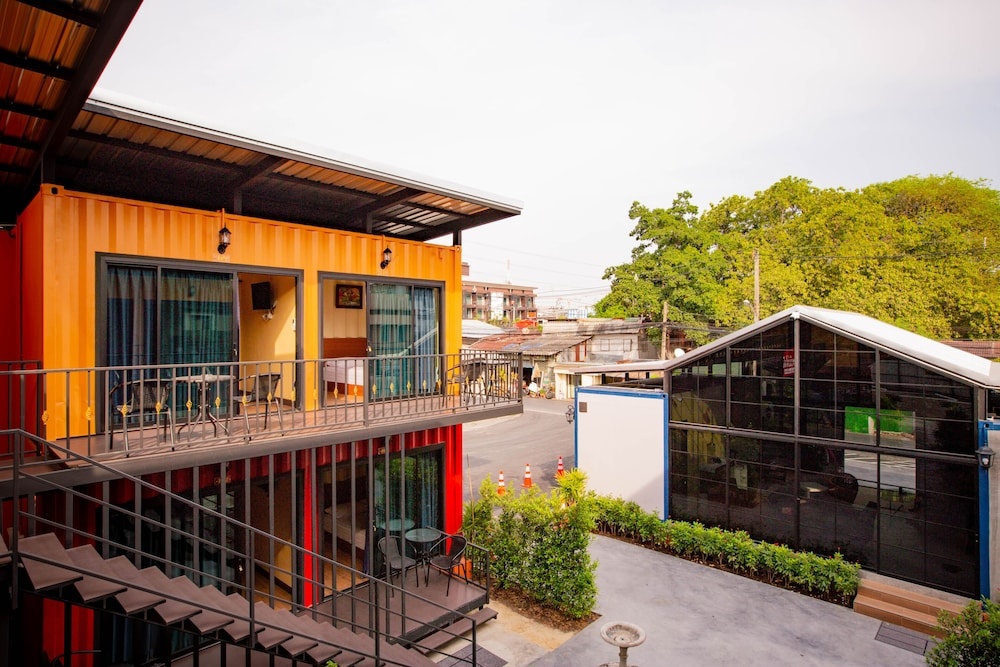 Tuscany Land Resort Donmuang