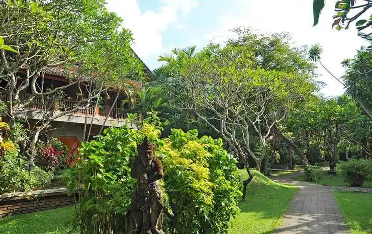 Three Brothers Legian Suite and Villa
