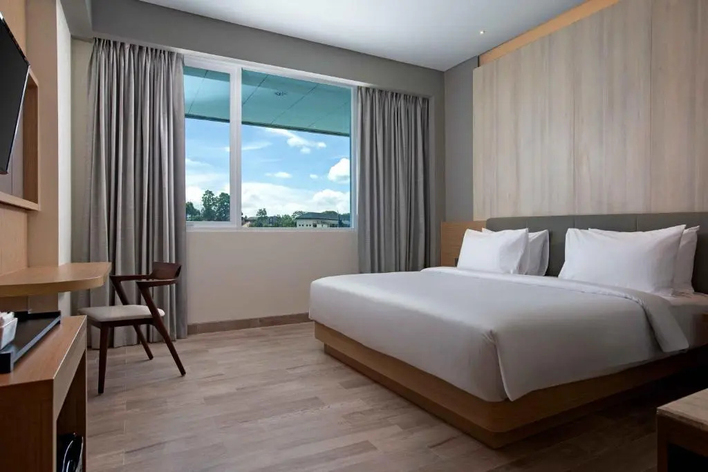 Executive Double room (full double bed)