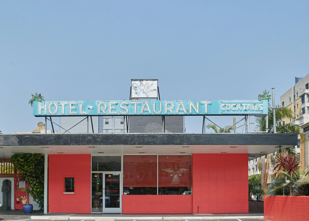 The Phoenix Hotel