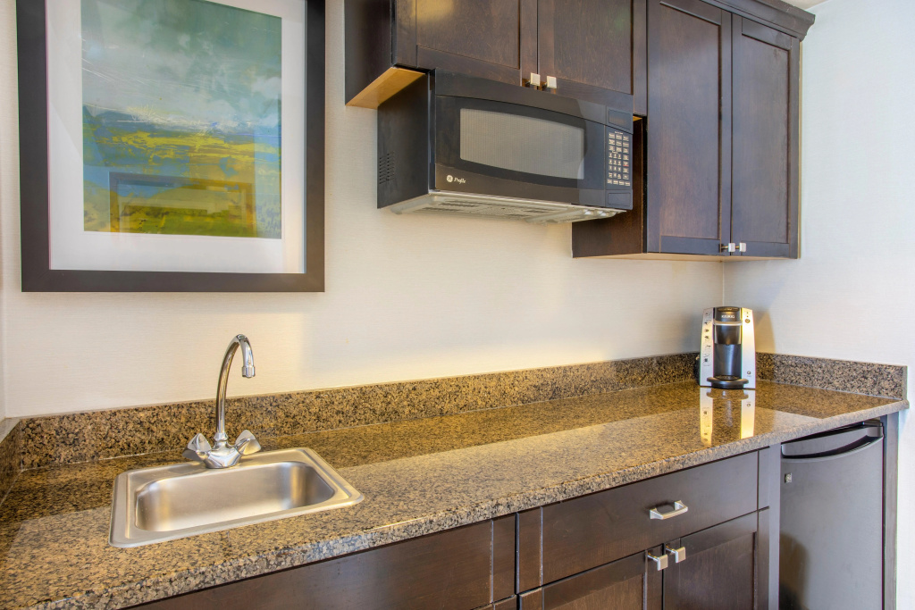 Holiday Inn & Suites Parsippany Fairfield by IHG - Général