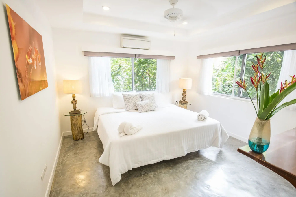 Salaya Beach Houses - фото 29
