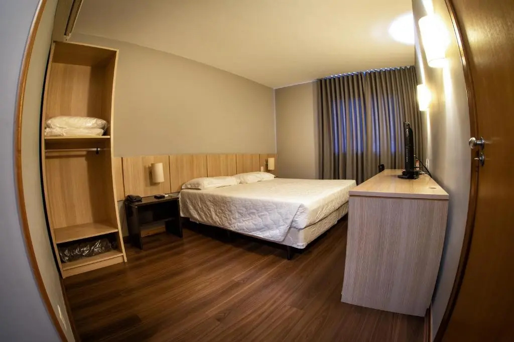 Hotel Campo Largo Express - Chambres