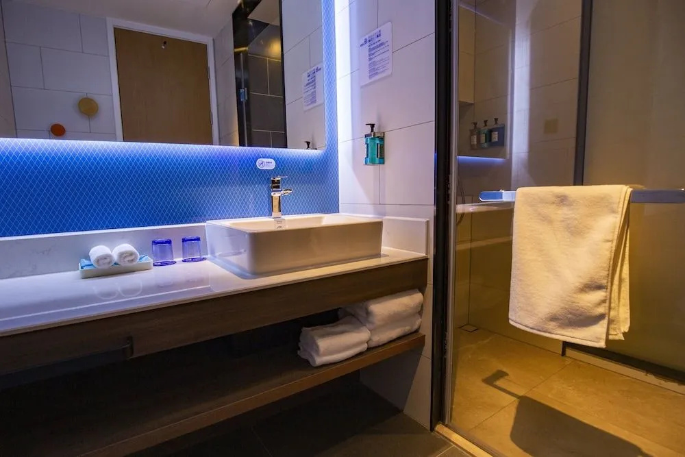 Holiday Inn Express Bozhou City Center - Général