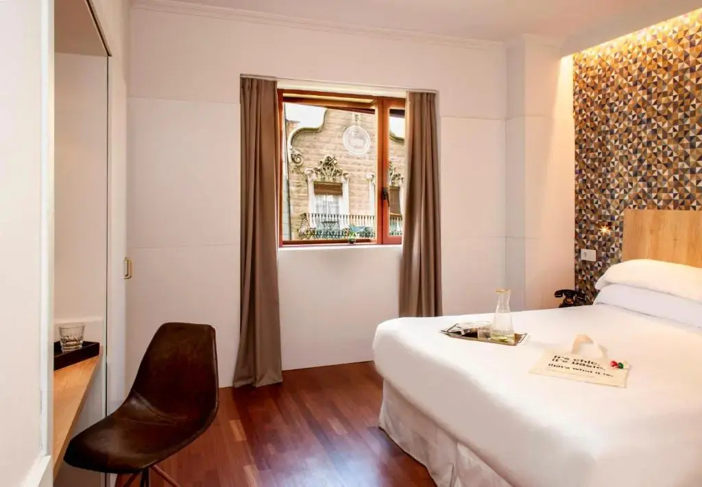Superior Double room (full double bed)