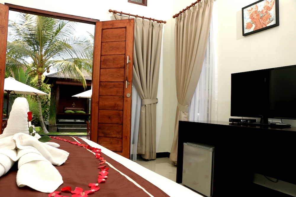 Отель Kubu Garden Suites & Villas Nusa Dua в Беное