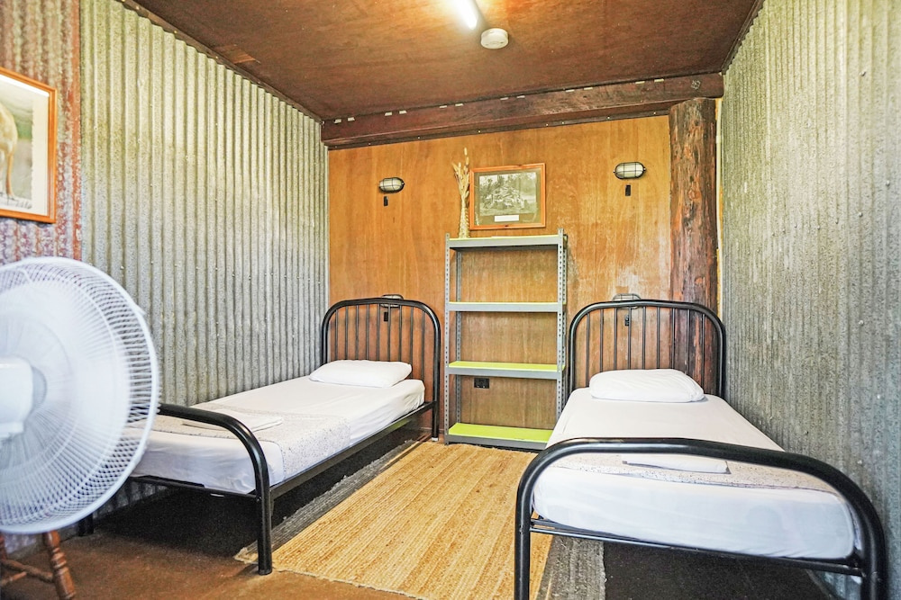 Economy Double room (twin beds)