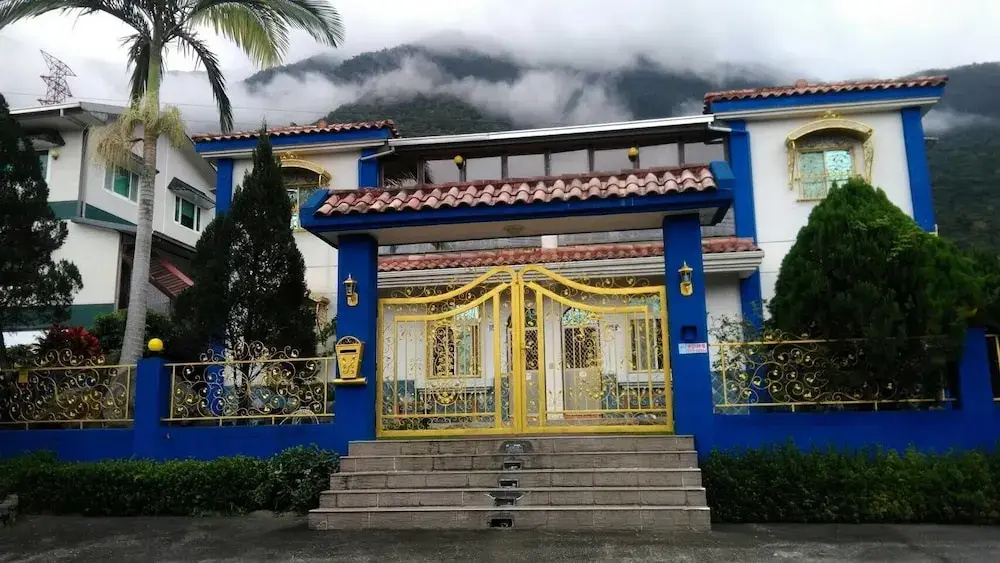 Sun Lu Holiday Homestay