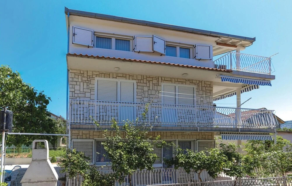 Amazing Home in Poljica With Wifi and 2 Bedrooms