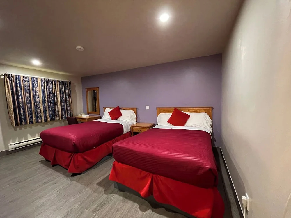 Standard Quadruple room with balcony