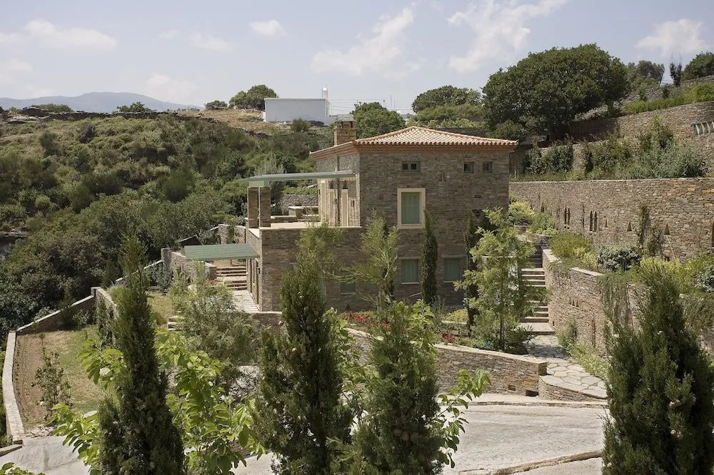 Sun-Rock House By The Sea By Villarentalsgr