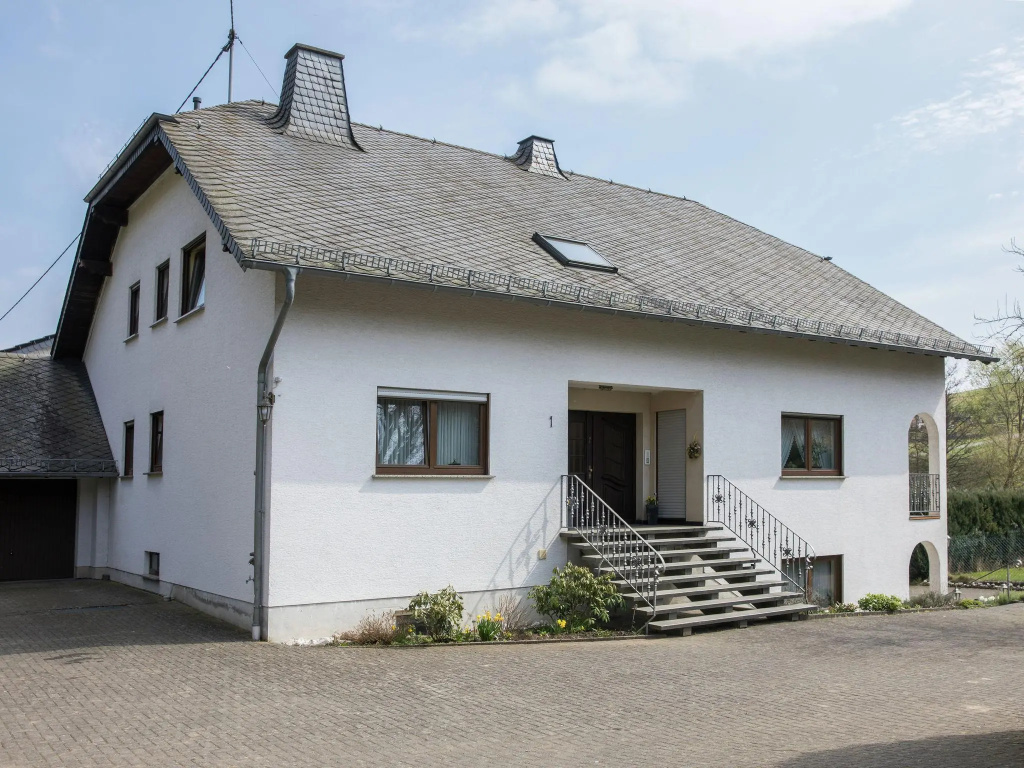 Erdgeschosswohnung in Ruhiger Lage