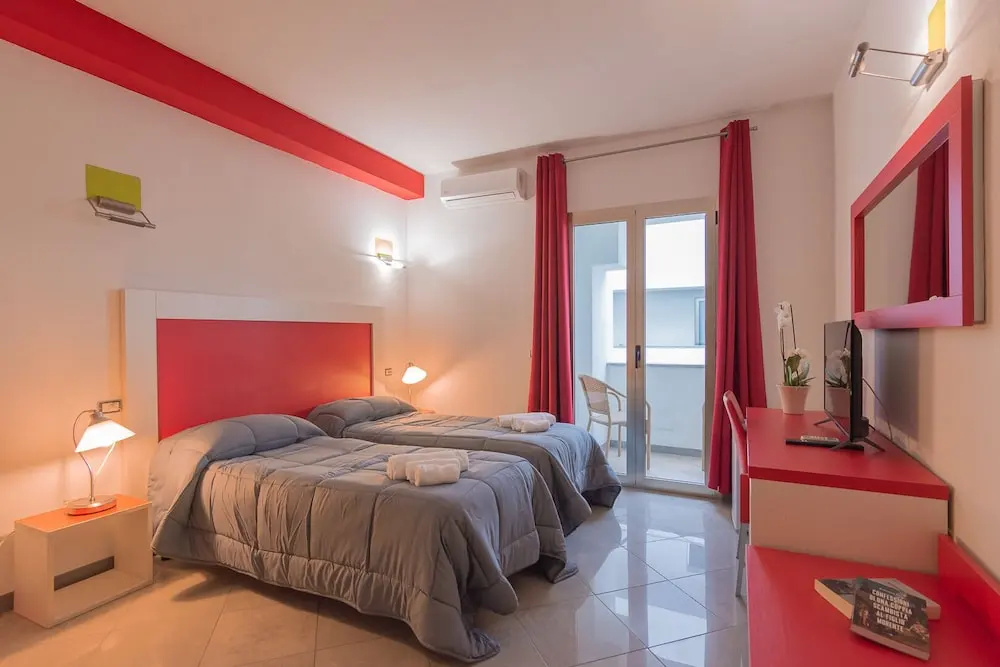 Standard Double room (full double bed)