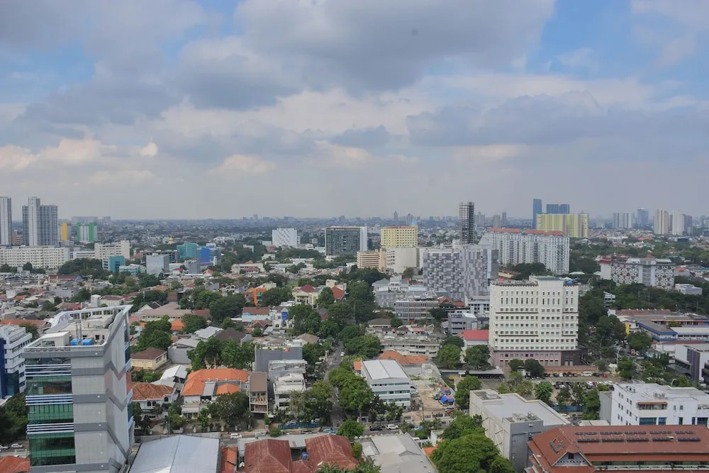 Modern And Comfy 2Br At Menteng Park Apartment