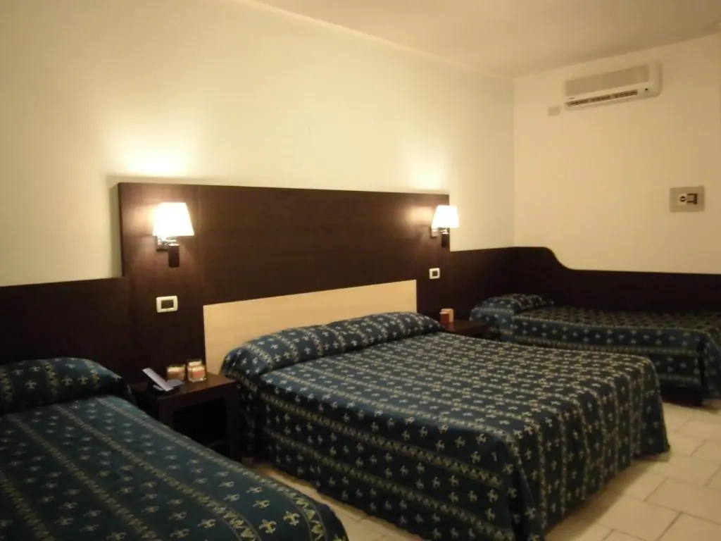 Standard Quadruple room