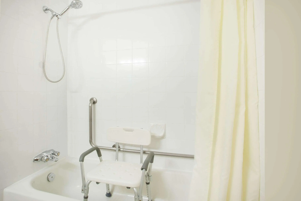 Fernie Fox Hotel - фото 20