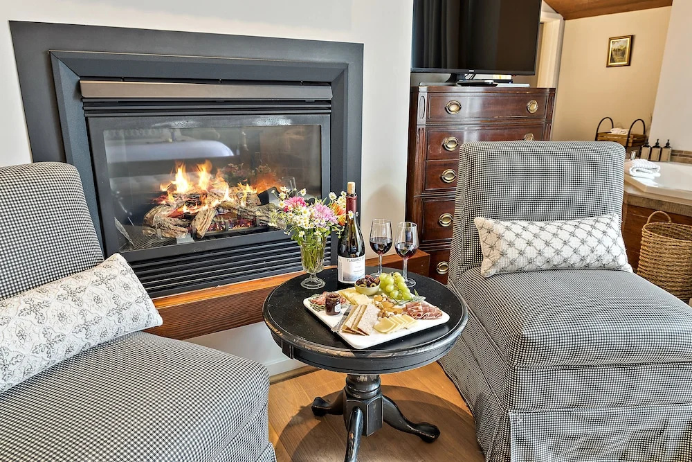 McCully House Inn
