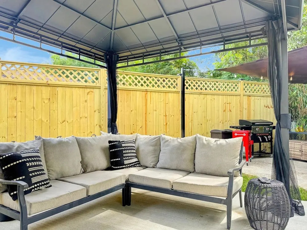 Walk2beach Pets Fastwifi Blackstone Private Yard Washer and
